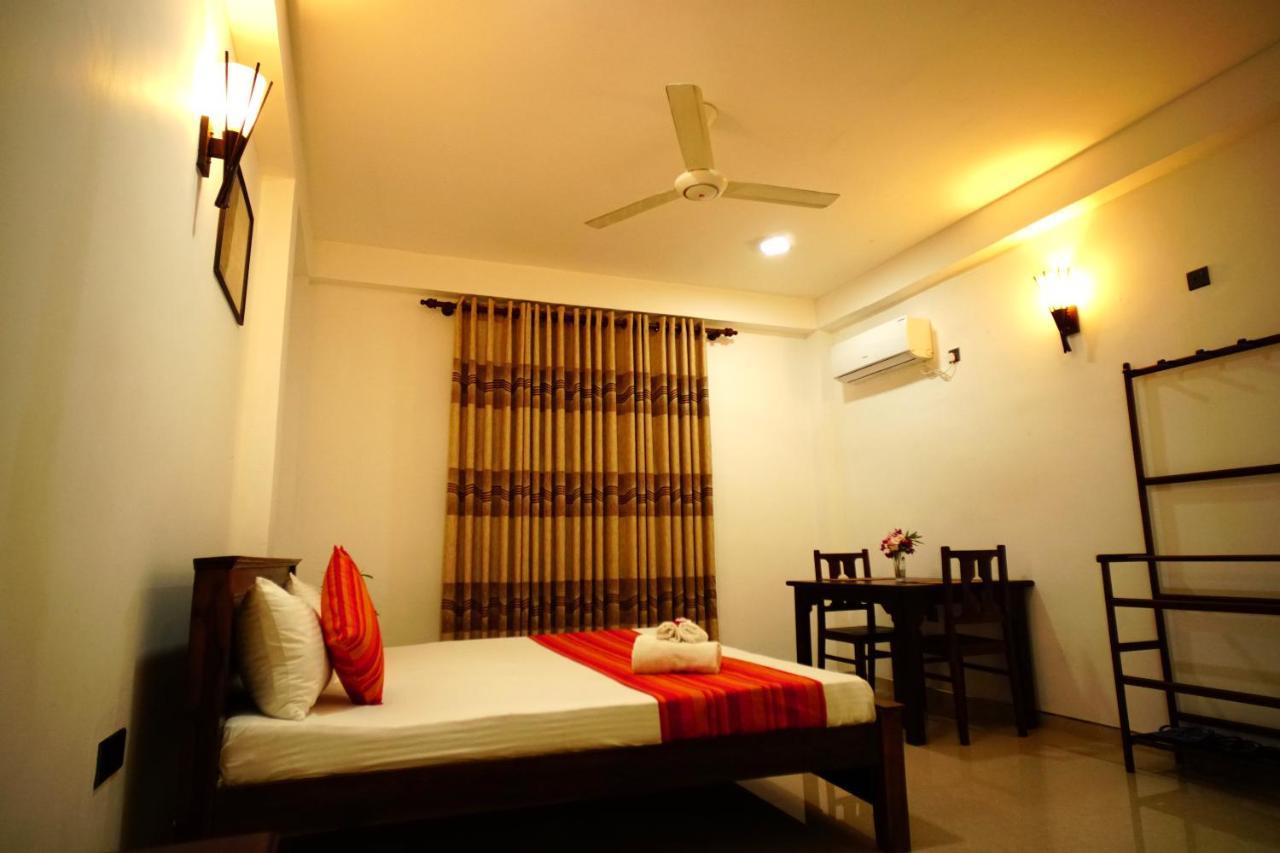 Airport 4 Season Transit Hotel